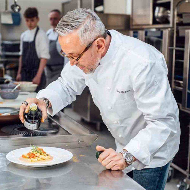 Quante Stelle Ha Il Ristorante Di Cannavacciuolo