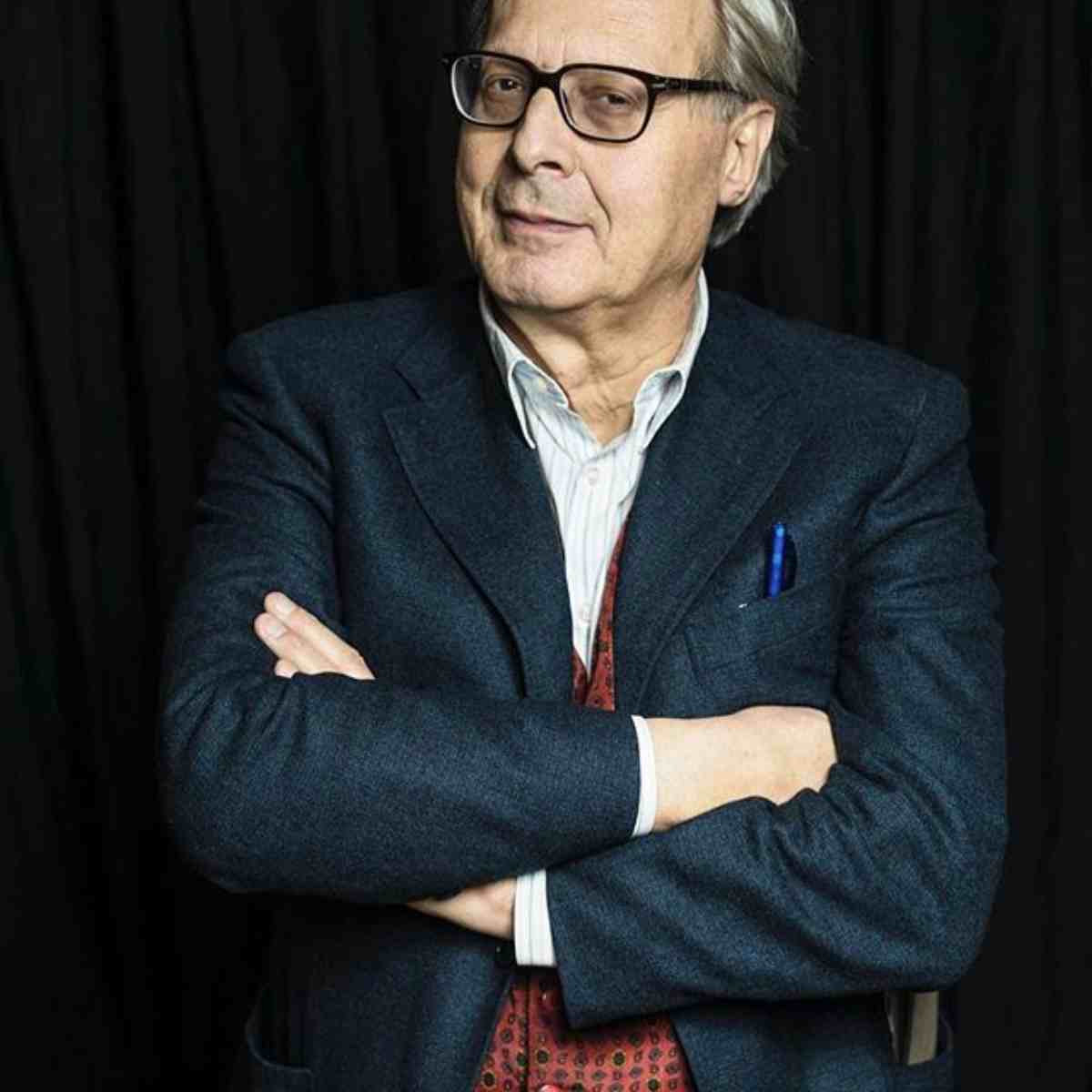 Vittorio Sgarbi Chi E Notre Dame Figli Leonardo Influencer Capra Eta