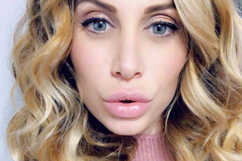 Paola Caruso senza trucco: cambiamento sorprendente nella foto