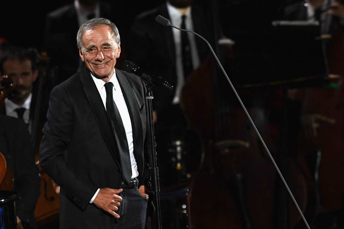 Roberto Vecchioni chi è? Figli, canzoni e grandi amori