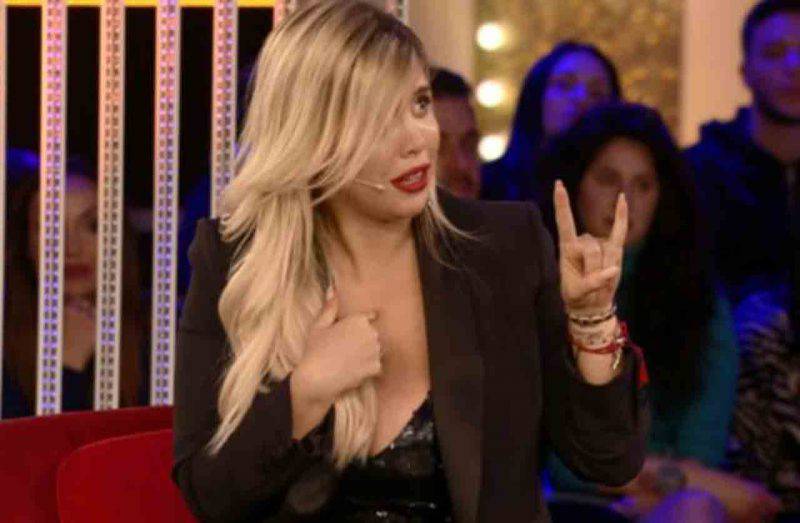 wanda-nara-corna