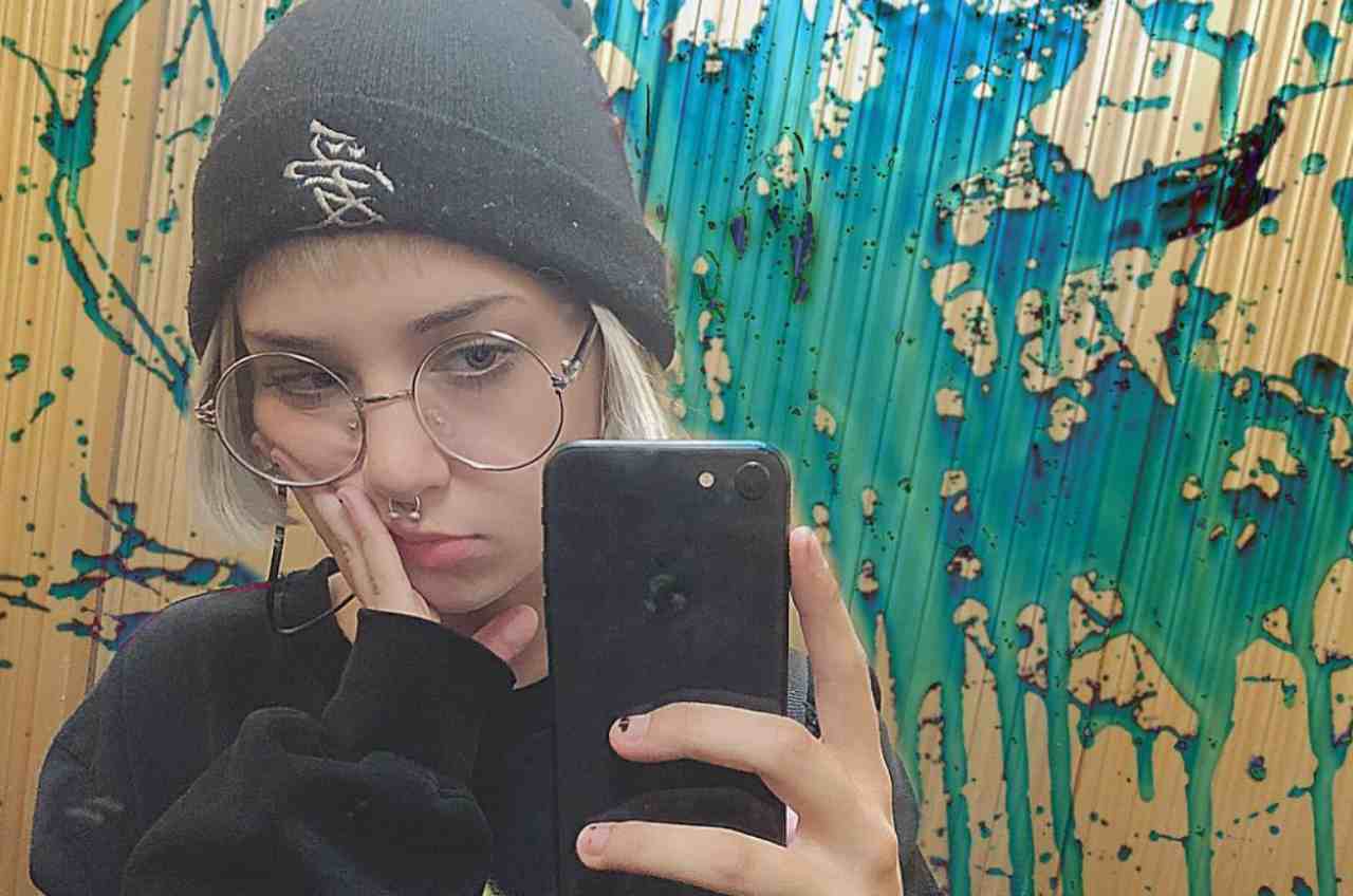 Anna Lou Castoldi figlia Asia Argento chi é? fa un bel gesto