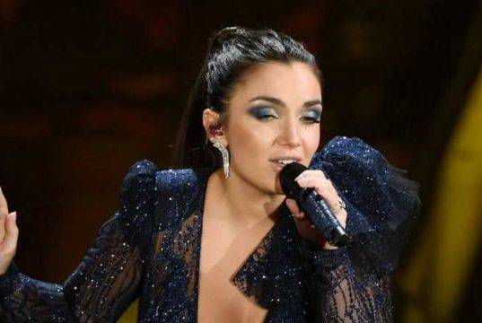 Elettra Lamborghini, scoppia a piangere: cosa è successo Elettra Lamborghini, scoppia a piangere: cosa è successo