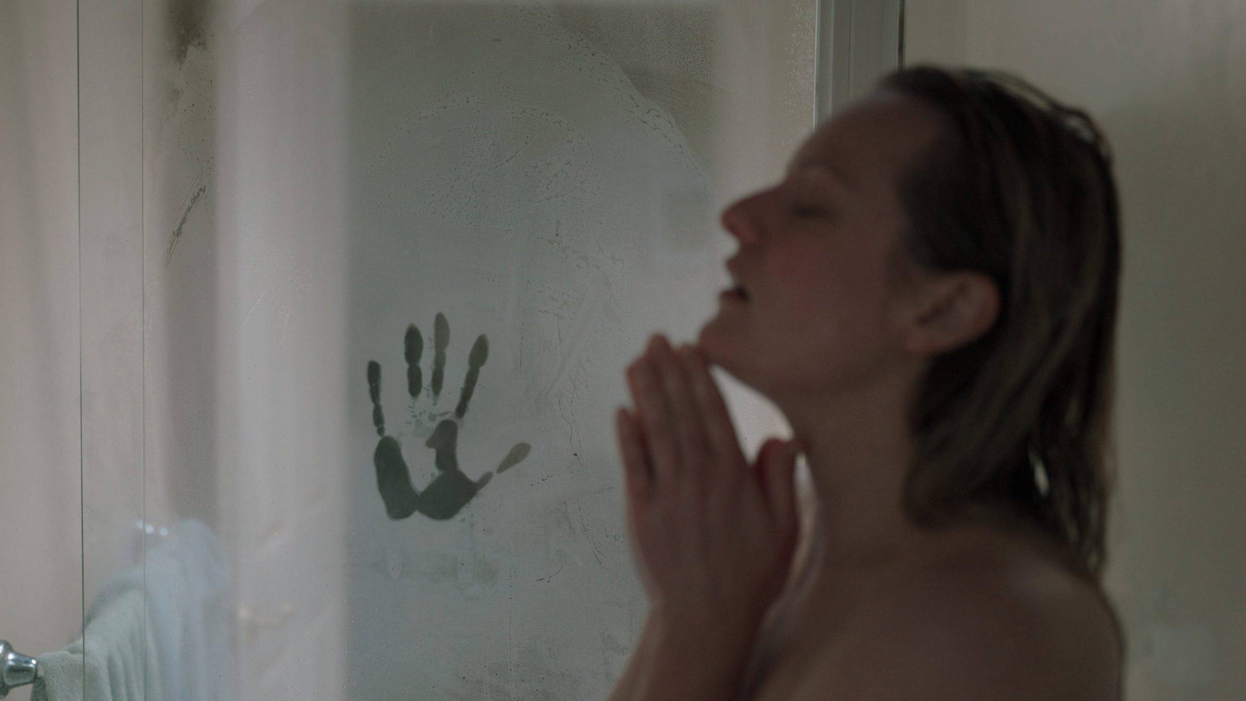 L'uomo invisibile: la recensione del film con Elisabeth Moss