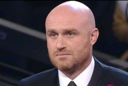 Rudy Zerbi disperato, non ce la può fare: “Ho bisogno di aiuto” Rudy Zerbi disperato, non ce la può fare: “Ho bisogno di aiuto”