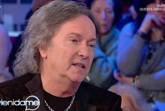 Red Canzian, quell’addio che fa male ancora oggi: non riesce a superarlo Red Canzian, quell’addio che fa male ancora oggi: non riesce a superarlo
