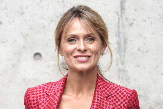 Giulia Tosca, figlia di Serena Autieri, l’avete mai vista? Uguale alla mamma Giulia Tosca, figlia di Serena Autieri, l’avete mai vista? Uguale alla mamma