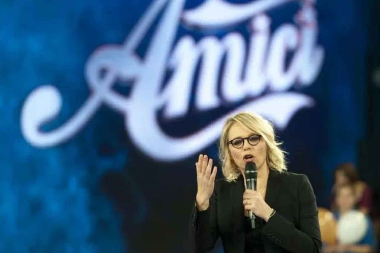 Maria De Filippi rivoluziona Amici i professori della nuova stagione