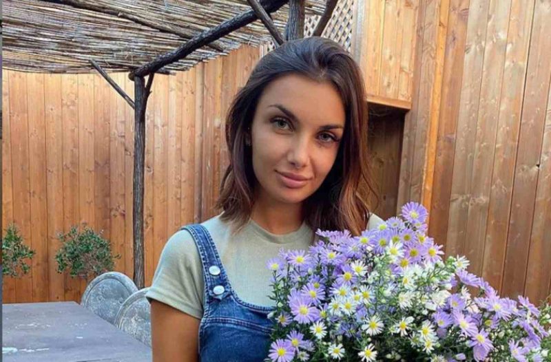 Elettra rivelazione shock quanto peso ha