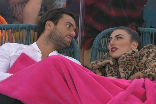 Giulia Salemi e Pierpaolo Petrelli, una domanda manda la relazione in fumo Giulia Salemi e Pierpaolo Petrelli, una domanda manda la relazione in fumo