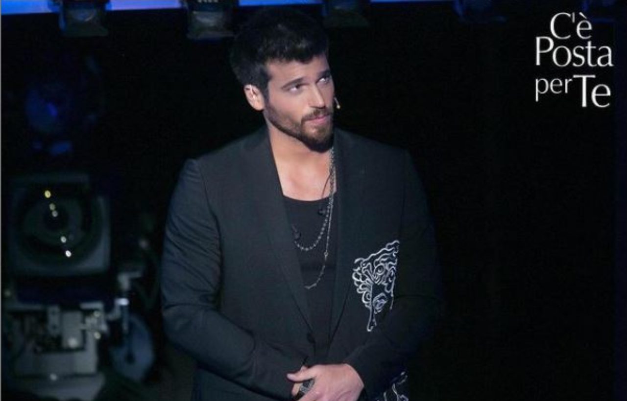 Can Yaman a C'è posta per te ecco che cosa è successo