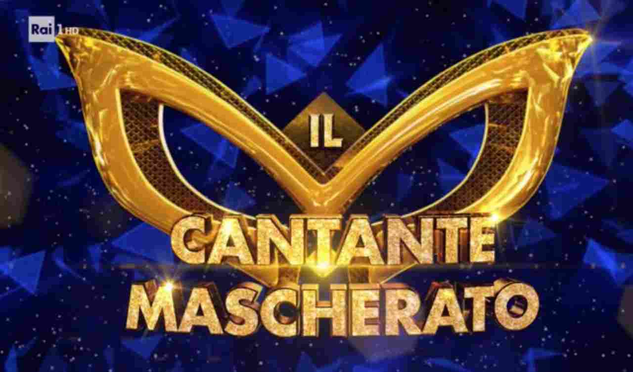 cantante mascherato