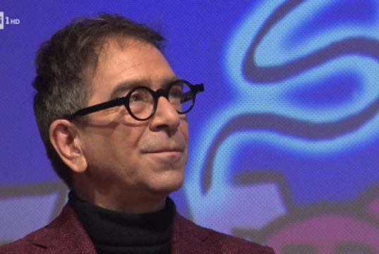 “Non avevo l’acqua calda e i soldi per pagare le bollette. Non mi sentivo all’altezza”: il commovente monologo di Elodie al Festival di Sanremo 2021 “Non avevo l’acqua calda e i soldi per pagare le bollette. Non mi sentivo all’altezza”: il commovente monologo di Elodie al Festival di Sanremo 2021