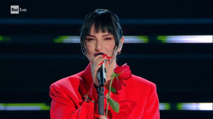 Arisa, la sua frase insospettisce: crisi con Andrea Di Carlo?