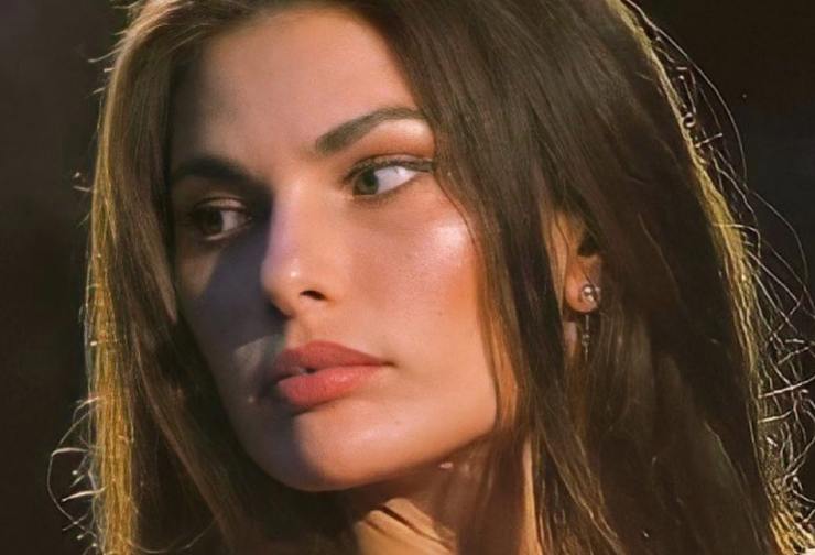 Dayane Mello