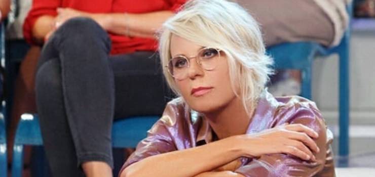 Maria De Filippi iconica conduttrice, ma c'è un difetto: parla la Ferilli