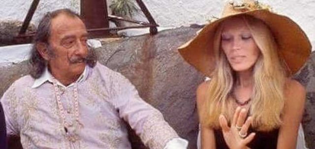 Chi Erano I Genitori Di Amanda Lear