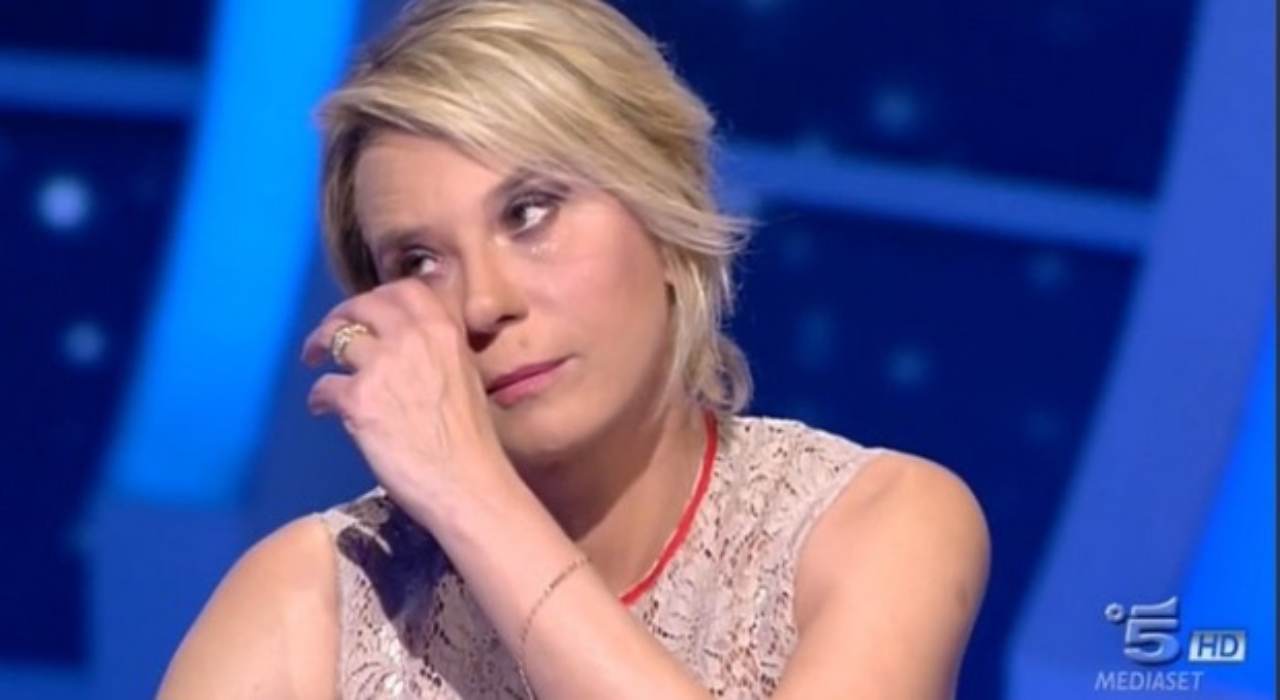 maria de filippi lacrime