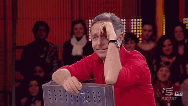 A Che Ora Comincia Avanti Un Altro