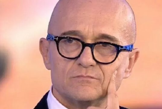 GF Vip 6: Alfonso lascia lo studio in diretta, cos’è successo? GF Vip 6: Alfonso lascia lo studio in diretta, cos’è successo?