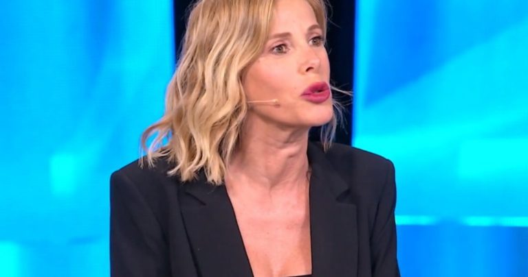 Puntata Amici 9 Aprile 2022 Mediaset Play