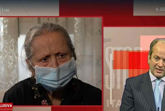 Rai Uno, madre ritrova il figlio dopo 44 anni? “Non ho dubbi: è lui” Rai Uno, madre ritrova il figlio dopo 44 anni? “Non ho dubbi: è lui”