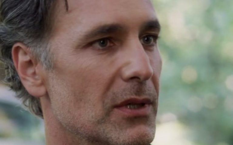Buongiorno mamma: Guido cerca di proteggere la famiglia