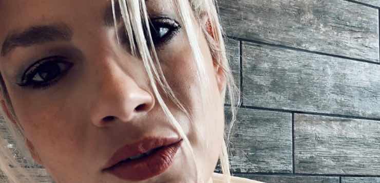 Emma Marrone, lo speciale rapporto con la Vanoni: “Bambina mia…”