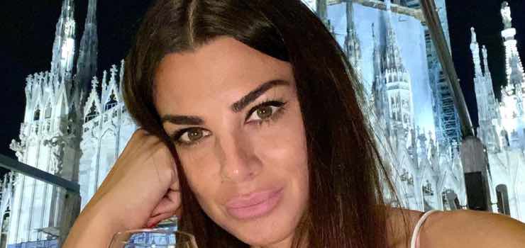 Serena Enardu svela la propria convinzione: “per me questo è orrendo”