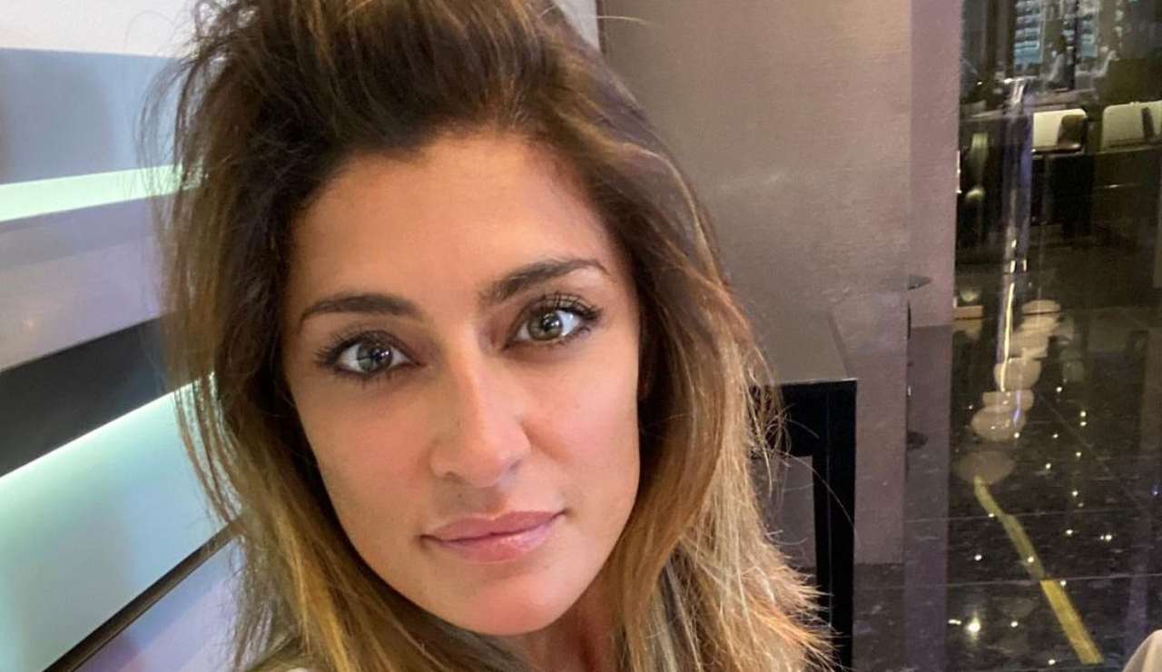 elisa isoardi infortunio