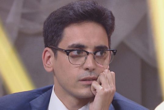 Valerio Lundini | porto in scena la mia comicità surreale - Vimarsana News