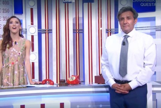 Flavio Insinna | decisione a sorpresa della Rai - Vimarsana News