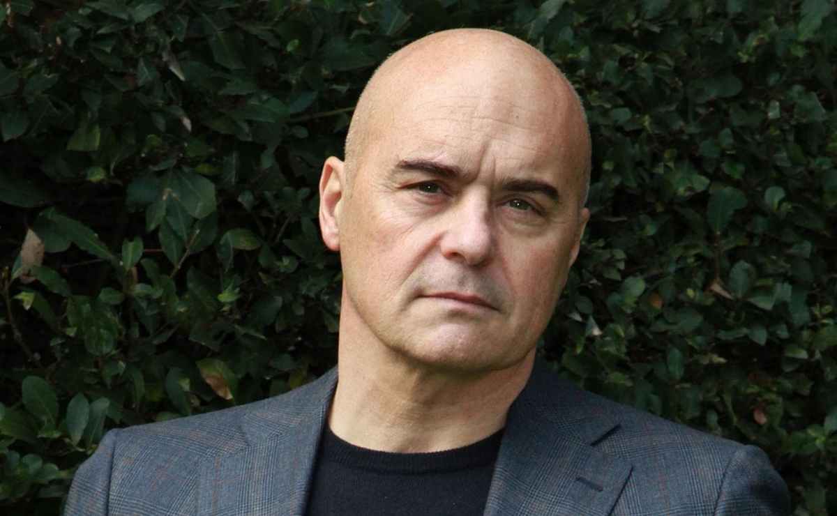 luca zingaretti titolo studio