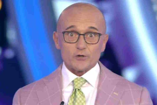 Gf Vip, chi è stato eliminato ieri sera? Signorini stravolge tutto Gf Vip, chi è stato eliminato ieri sera? Signorini stravolge tutto