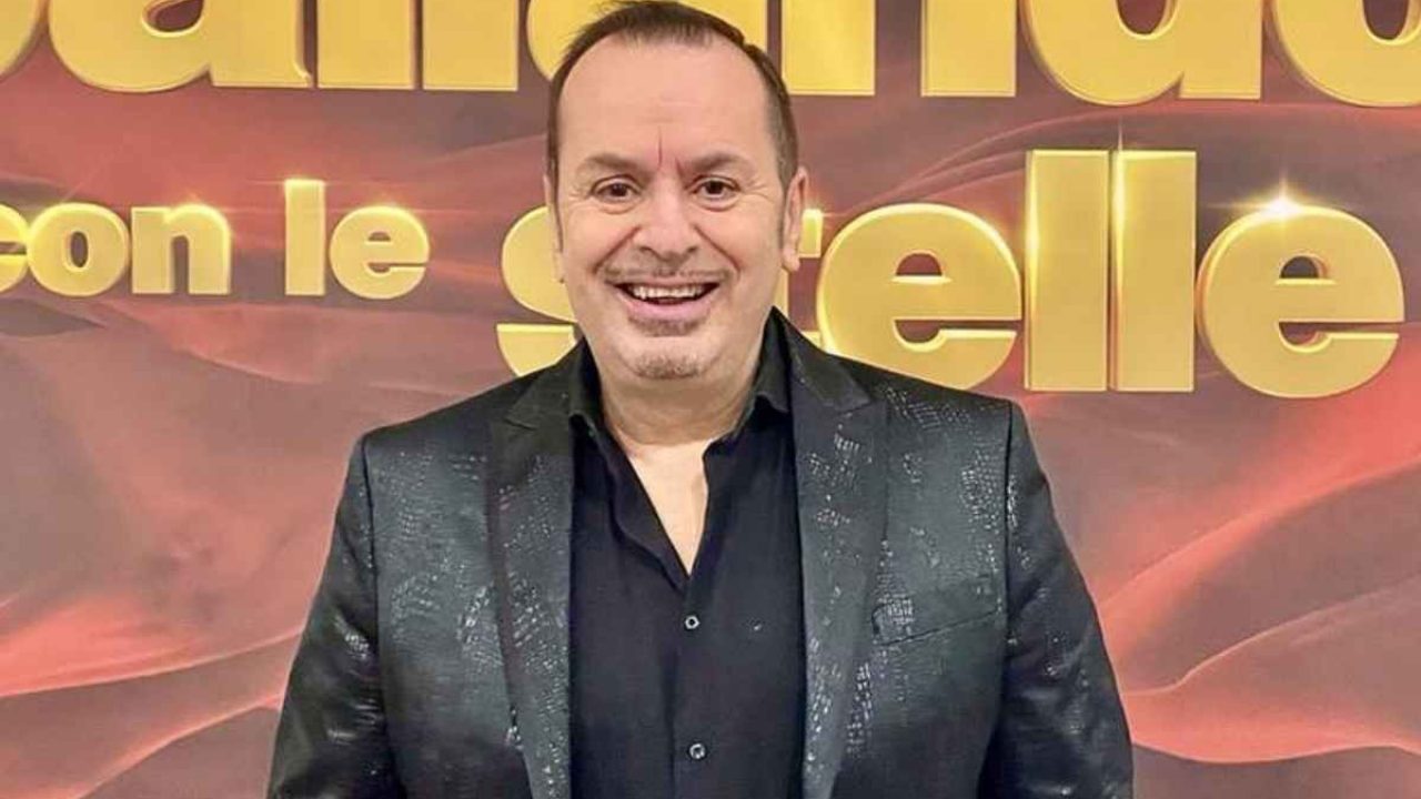 fabio canino parkinson  fabio canino gay  fabio canino libro  fabio canino facebook  fabio canino rainbow republic  canino fabio  fabio canini  fabio de vivo gay  radio 2 miracolo italiano  miracolo italiano radio 2 conduttori 