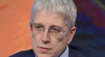Mario Giordano, ecco il suo “concerto di Capodanno”: video virale