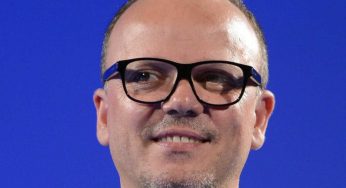 Gigi D’Alessio, ricordate l’ex moglie Carmela: in che rapporti sono?