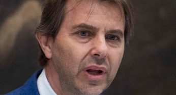 Francesco Giorgino addio al Tg1 dopo 30 anni: l’annuncio è ufficiale