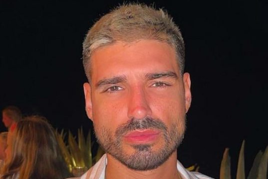Fabio Colloricchio diventa papà: il nome della figlia spiazza i fan Fabio Colloricchio diventa papà: il nome della figlia spiazza i fan