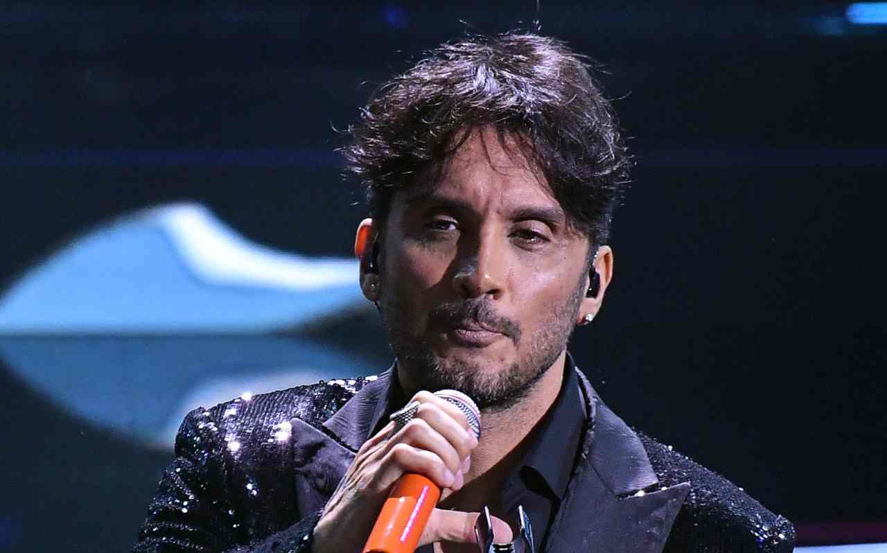 fabrizio moro