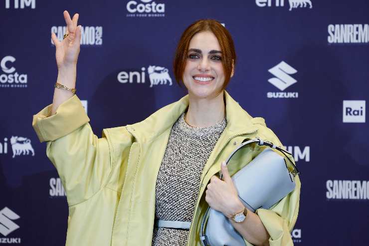 miriam leone sorride