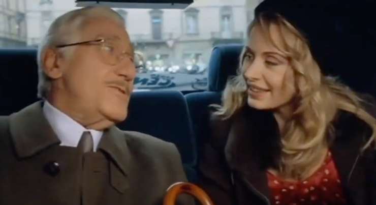 alberto sordi e valeria marini in auto