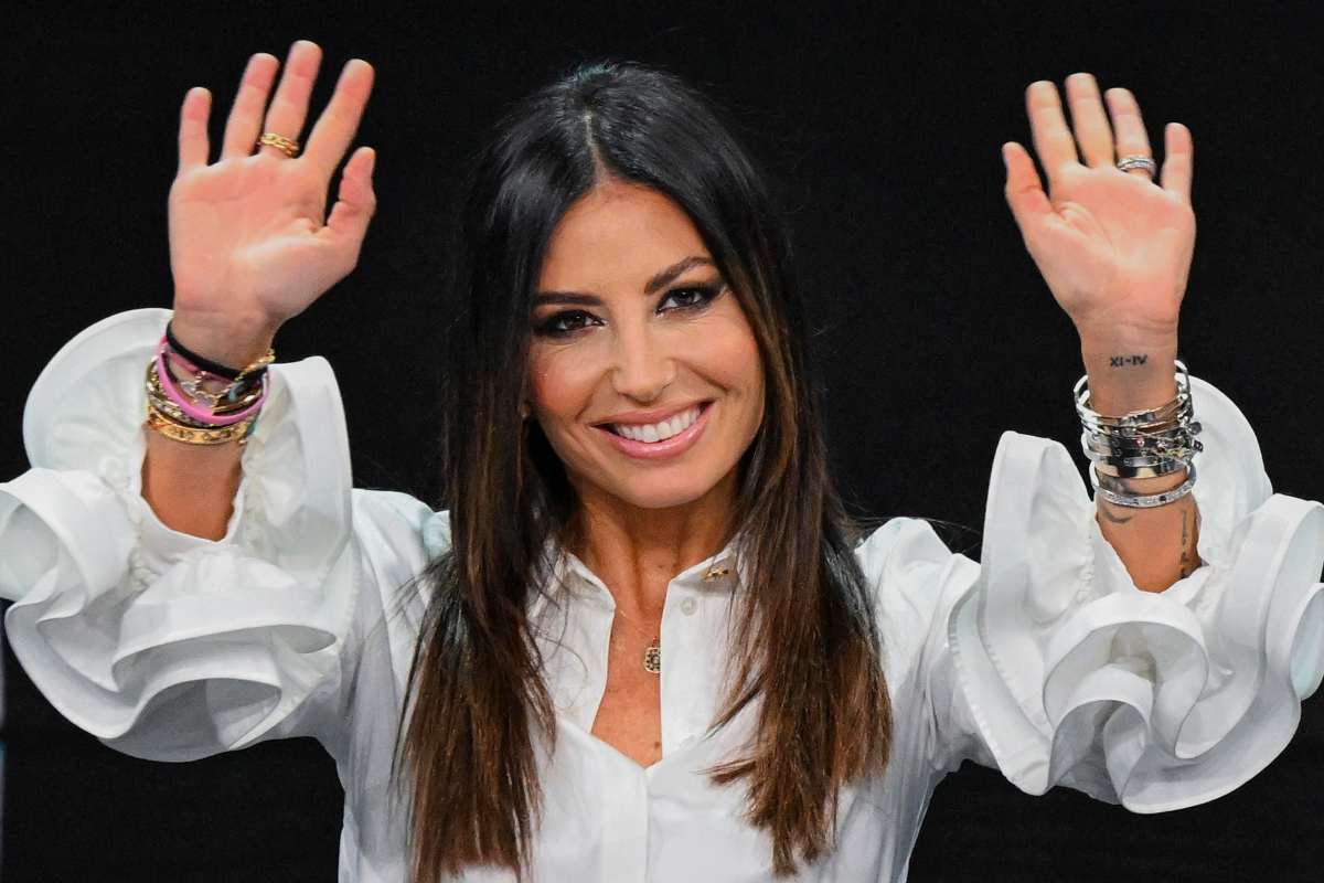 elisabetta gregoraci saluta
