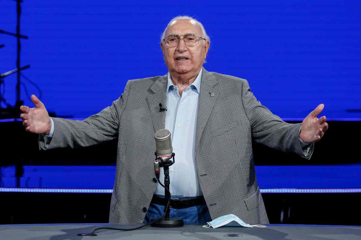 pippo baudo a braccia aperte