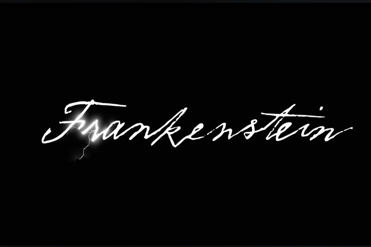 La scritta Frankenstein in bianco su fondo nero