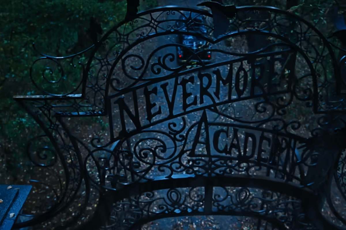 Il cancello della Nevermore Academy