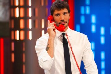 stefano de martino affari tuoi