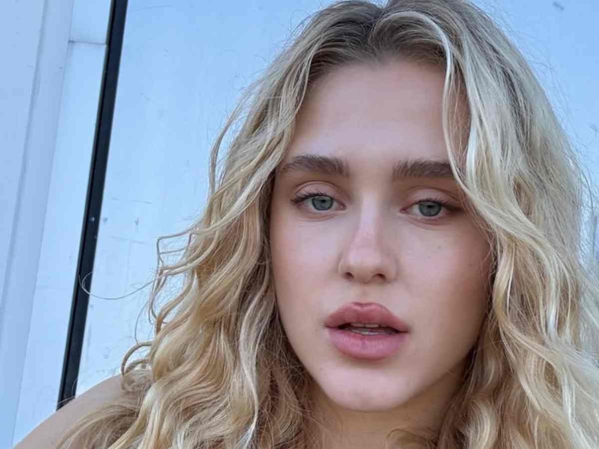 isobel selfie instagram